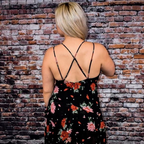 FLORAL TIERED HI-LOW MAXI DRESS - Picture 2 of 7